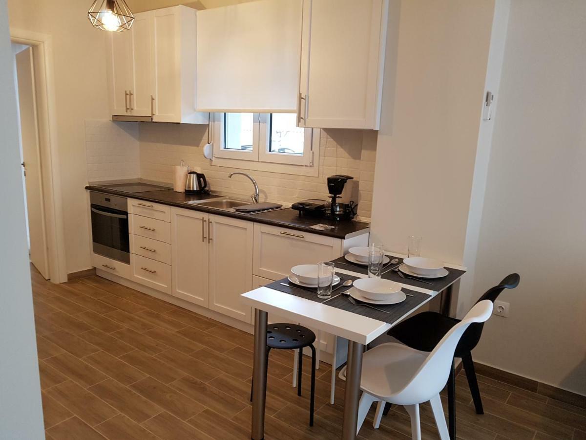 Fantastic Four Apartments Néoi Epivátai Eksteriør bilde
