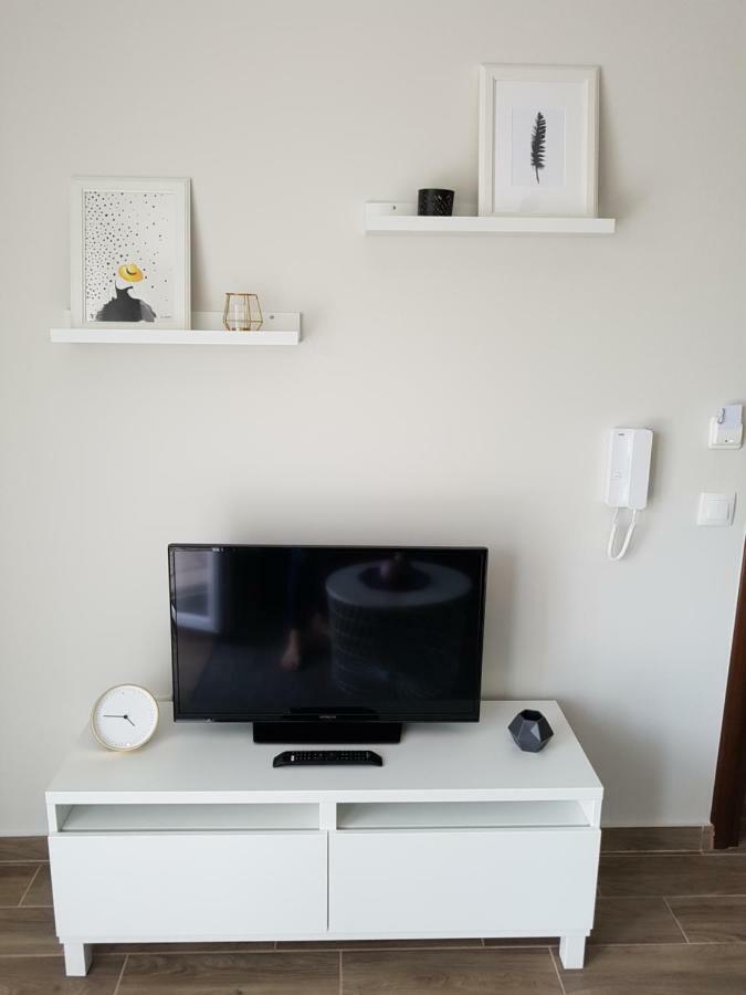 Fantastic Four Apartments Néoi Epivátai Eksteriør bilde